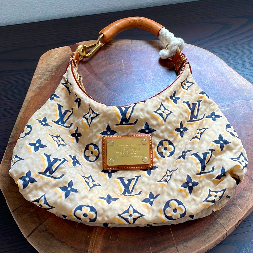 Authentic Rare Vintage Louis Vuitton Inventeur hand shoulder bag with monogram